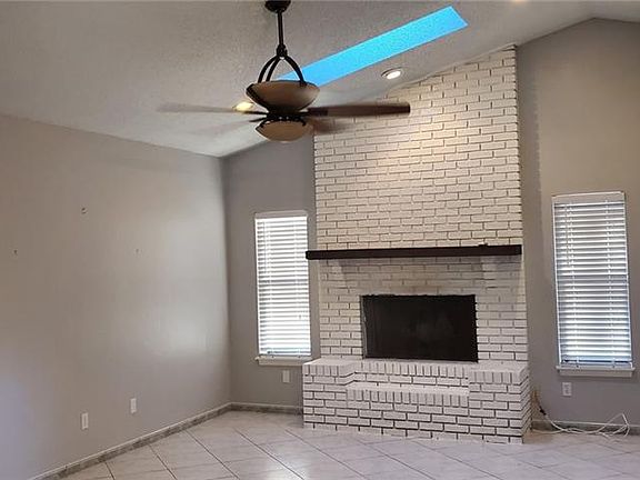 3rd image of 165 Broadmoor Ave