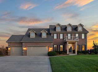 675 SE Woodcrest Dr, Waukee, IA 50263