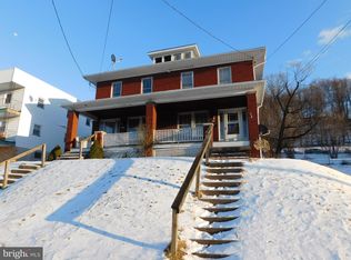 640 & 642 E Walnut St, Lewistown, PA 17044