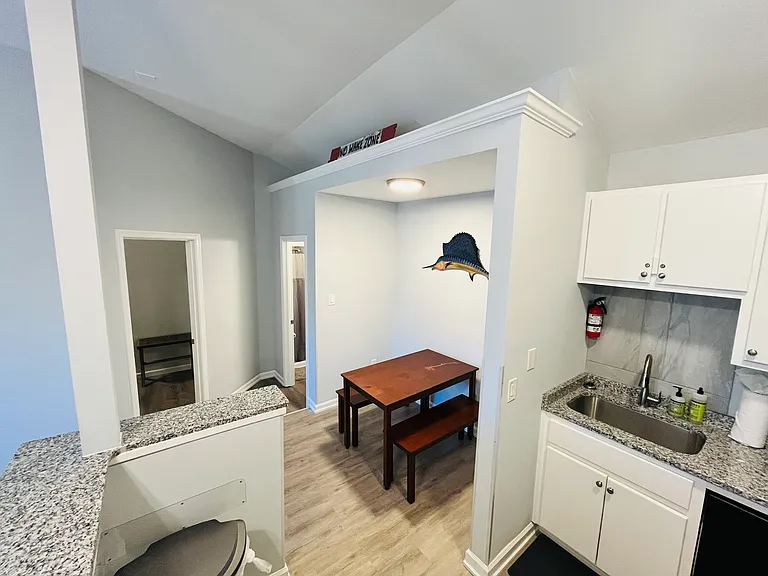 214 Buckroe Ave #C — Photo 6