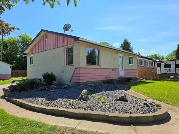 10701 W 91st St, Peace River, AB T8S 1R1