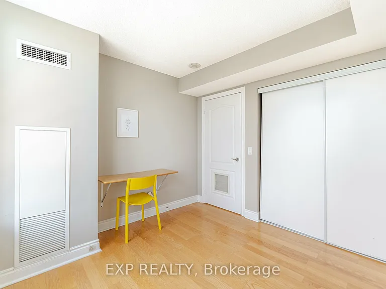 1103 Leslie St #1103 — Photo 17