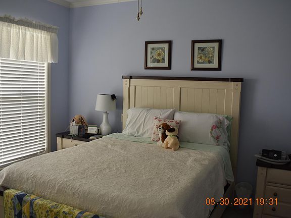 5th image of 91 Aspen Hill Dr