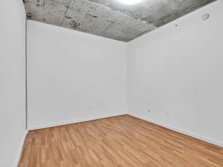300 S Australian Ave #125 — Photo 28
