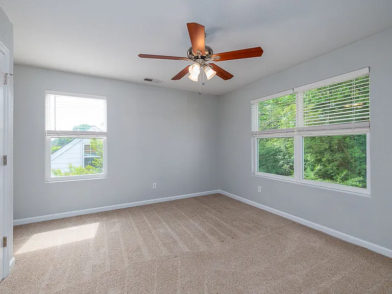 1311 Sunset Dr — Photo 38