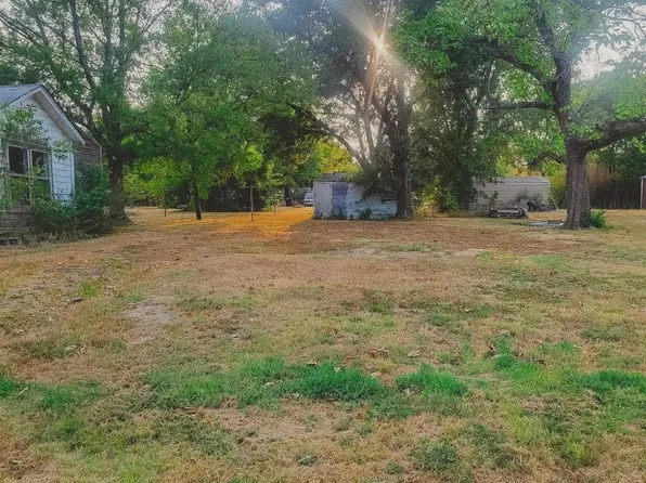 615 Washington Grand, Van, TX 75790