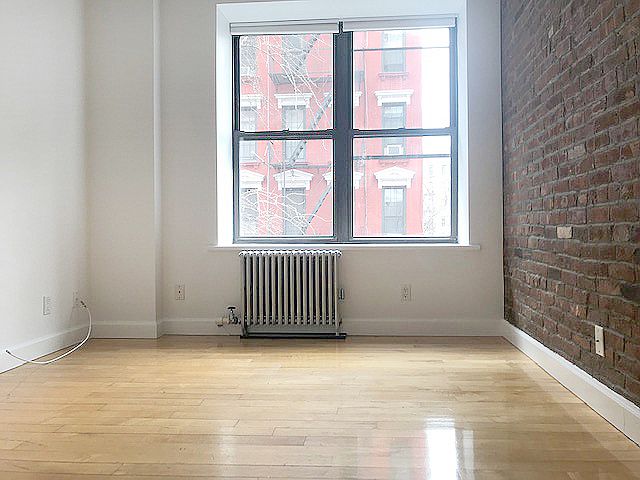 1st image of 104 Sullivan St APT 6
