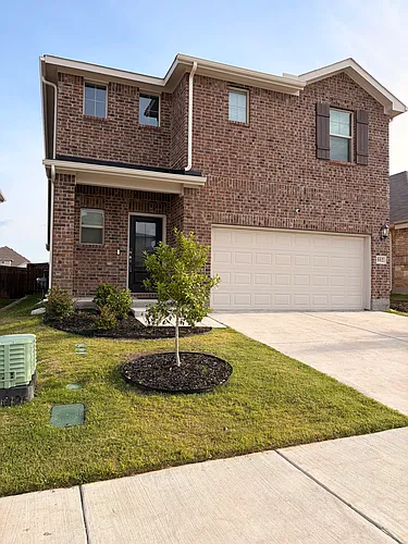 802 McKenna Dr Photo 1