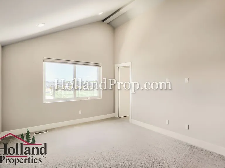 7450 SE Lago St — Photo 13