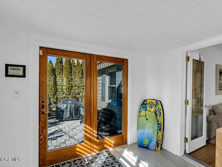 1403 Ocean Ave — Photo 14
