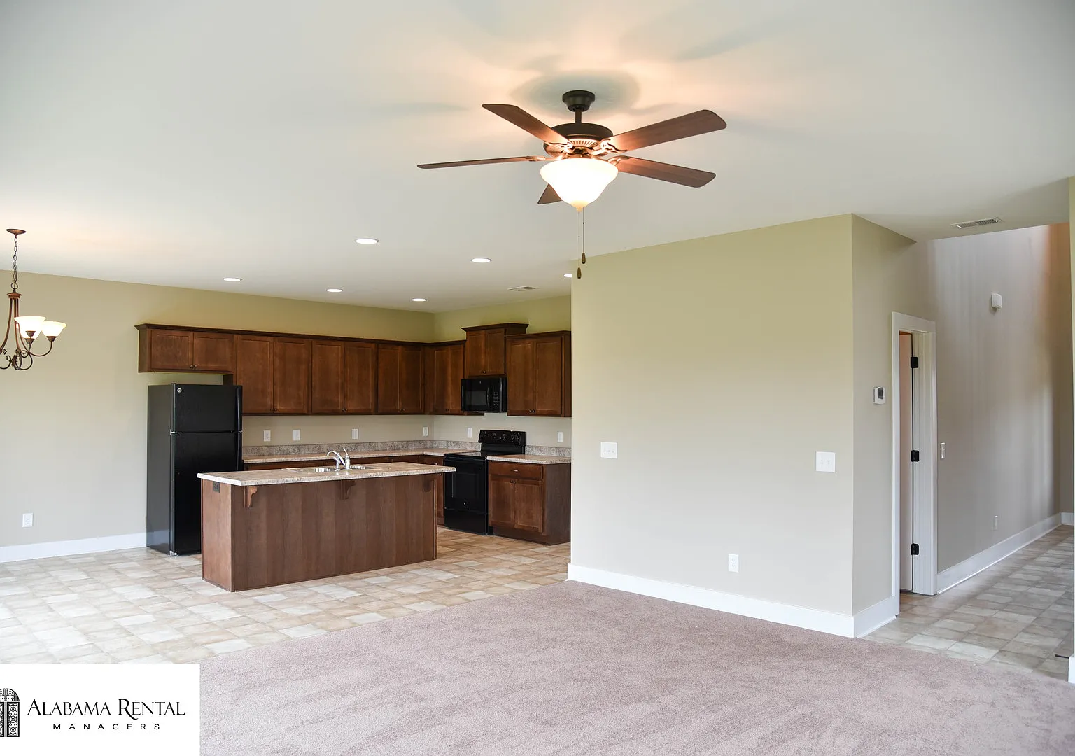 Home in McCalla View with 48 Hours Notice! — Photo 4