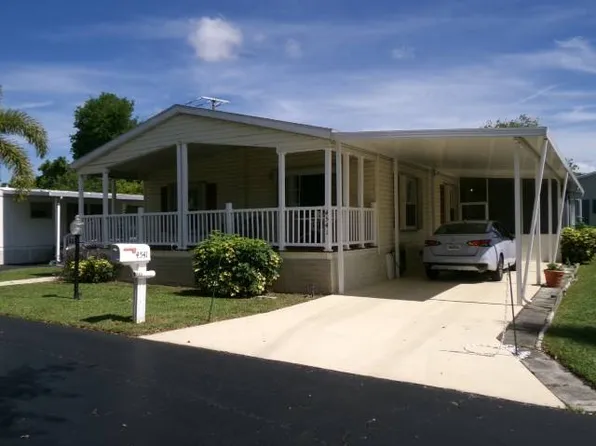 4541 NW 67th Pl #P11, Pompano Beach, FL 33073