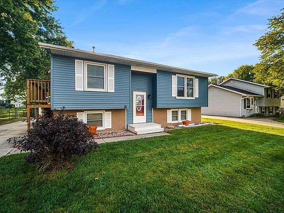 2nd image of 1019 Fleur Dr