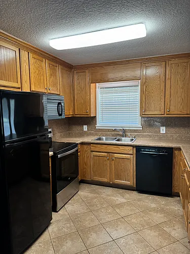 5073 Matthew Rd Photo 1