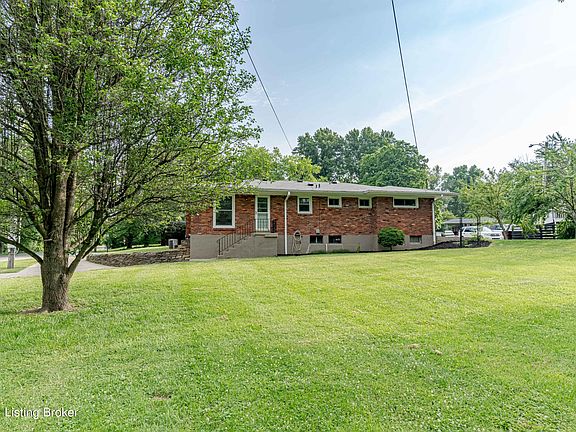 4th image of 200 Marengo Dr