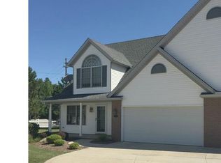 367 Northcoast Pointe Dr #13, Eastlake, OH 44095