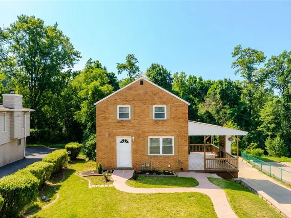 148 Marlow Dr, Pittsburgh, PA 15235