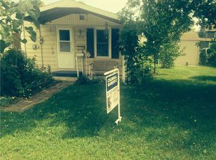 1250 Clinton Ave, Marengo, IA 52301