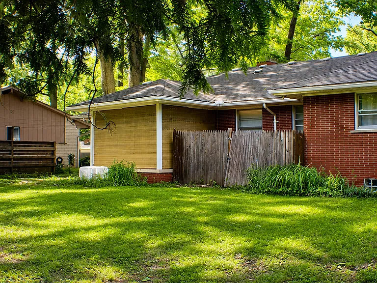 19139 Greenwald Dr — Photo 31