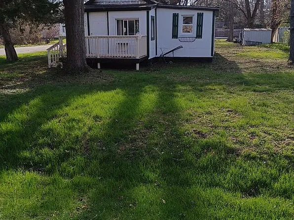 23618 Tyler St, Lowell, IN 46356