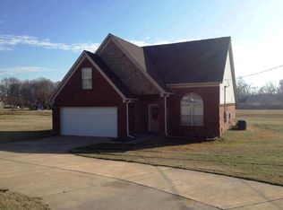 1376 Meade Lake Rd, Atoka, TN 38004
