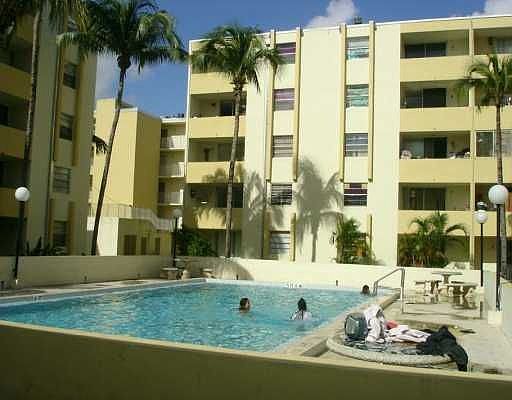 3rd image of 10090 NW 80th Ct APT 1323