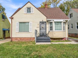 21407 Hillgrove Ave, Maple Heights, OH 44137