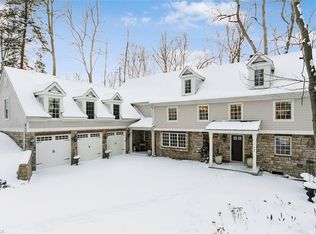 429 Mount Parnassus Dr, Granville, OH 43023