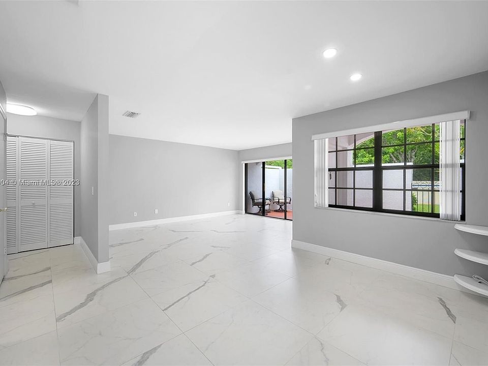 1st image of 20904 Leeward Ct APT 222-2