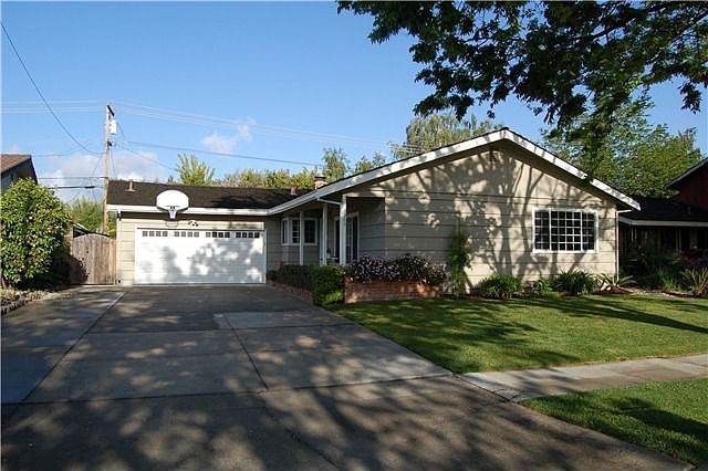 1st image of 1389 Maria Way
