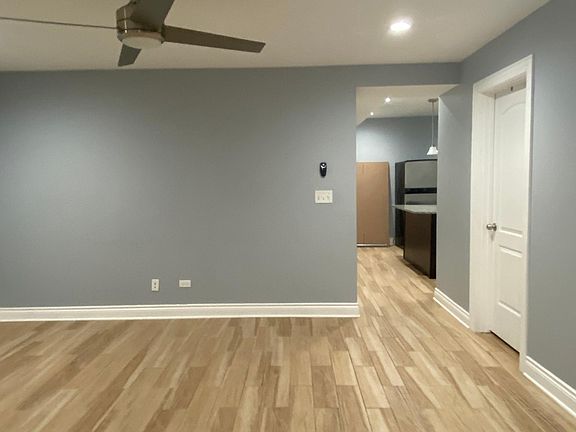 3rd image of 3105 W Cortland St #G