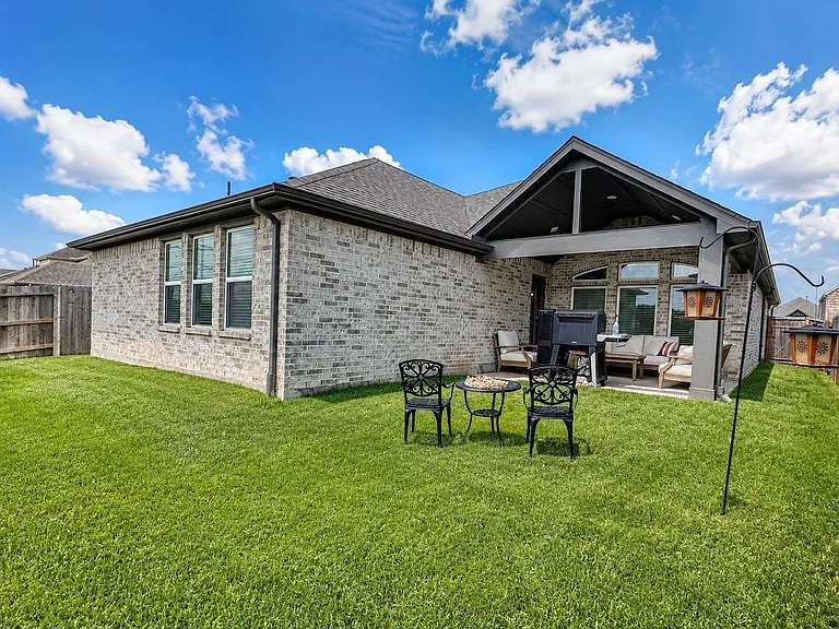2719 Sellers Island Dr — Photo 30