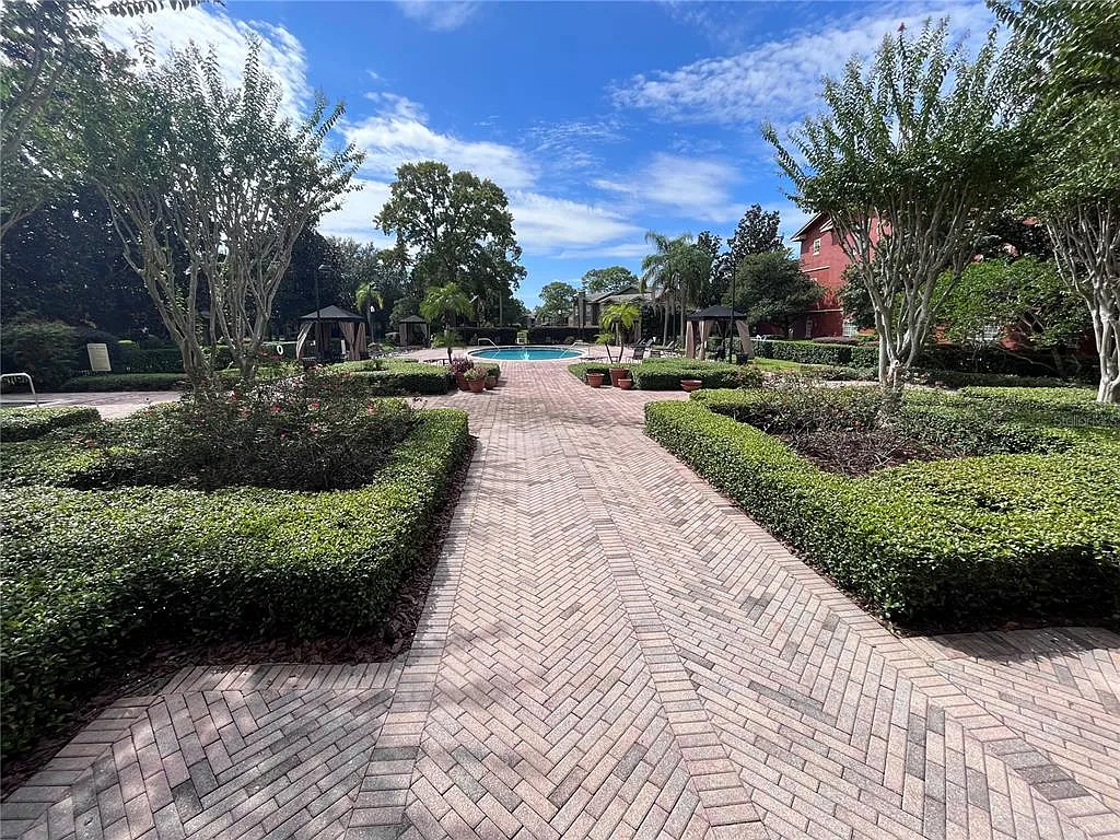 2 bed, 2.0 bath, 1242 sqft, $1,545 — Photo 4