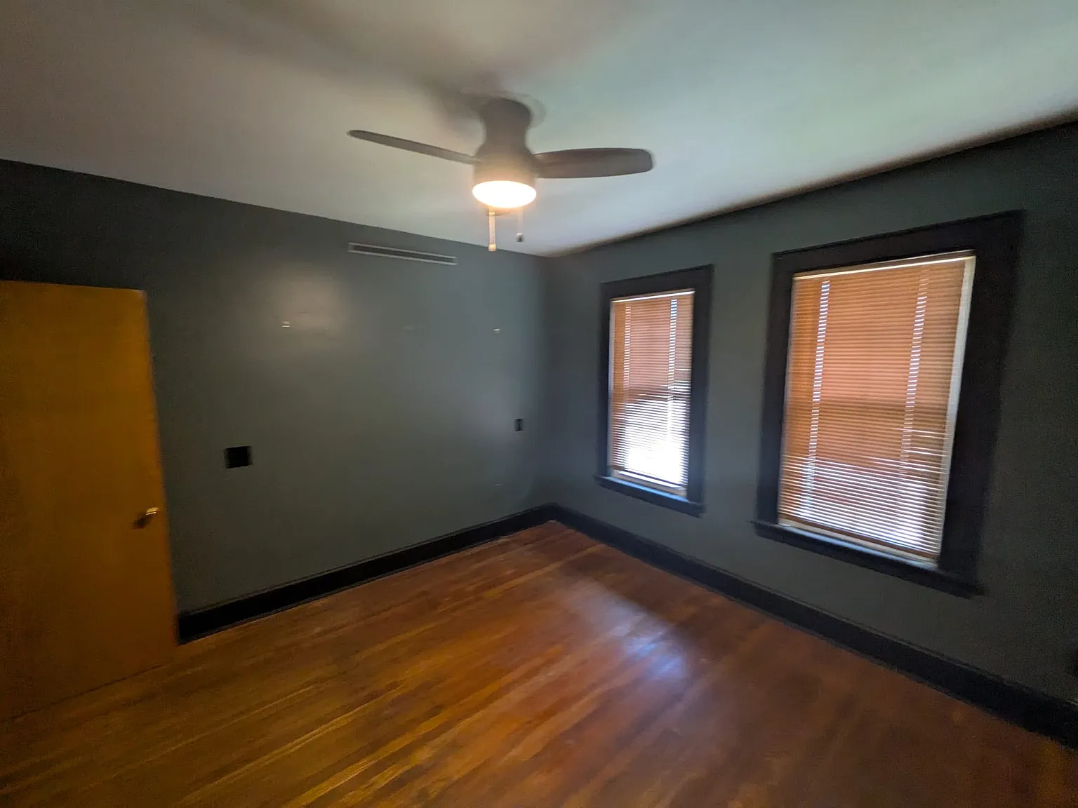 2 bed, $1,800 — Photo 2