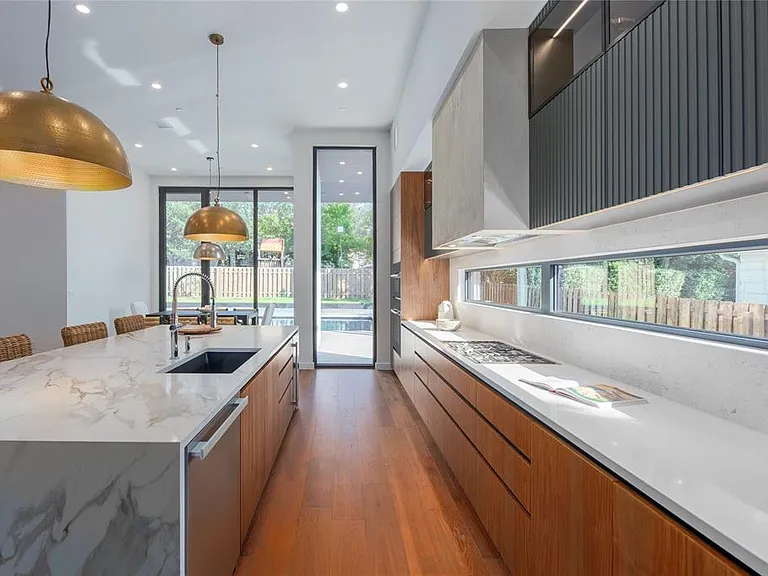 614 Robin Dale Dr — Photo 13