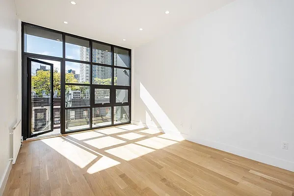 Rented by Bold New York | media 2