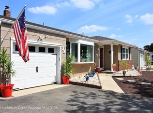 39 Westport Dr, Toms River, NJ 08757