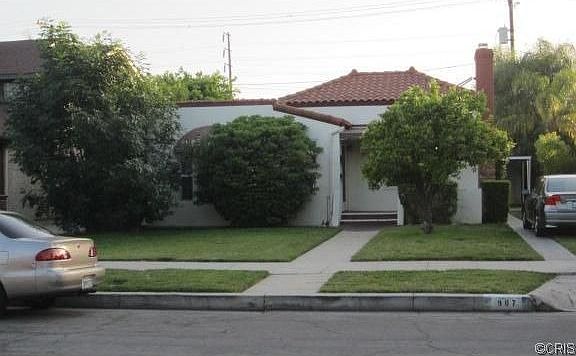2nd image of 907 N Cordova St