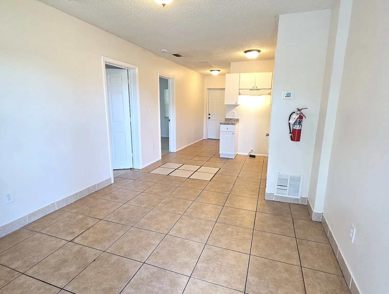 2 bed, 600 sqft, $1,195 — Photo 2