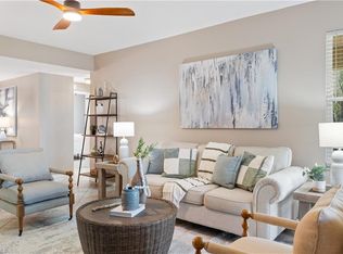 6910 Huntington Lakes Cir APT 101, Naples, FL 34119