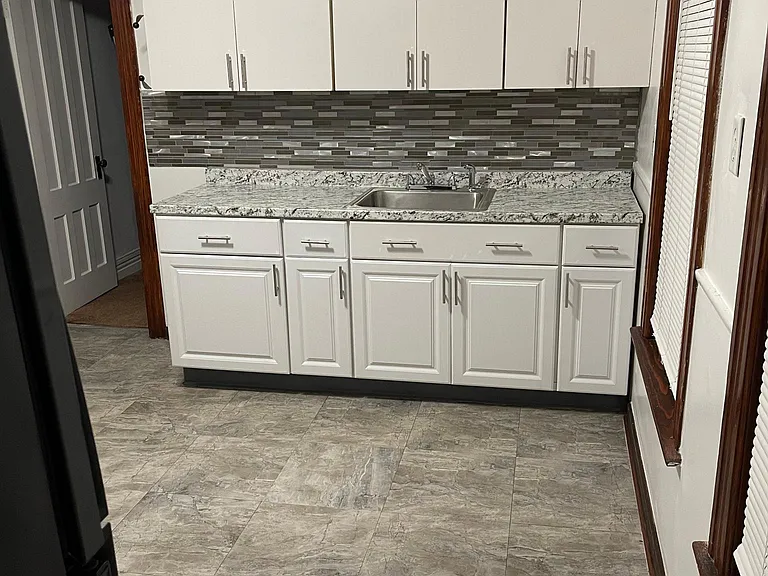 22 Sunrise Ave #2 — Photo 12