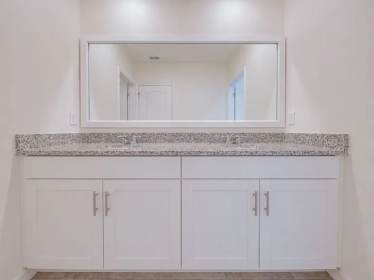 244 Reena Dr — Photo 31