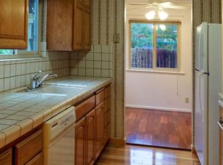 219 Grove Ave, Santa Rosa, CA 95409