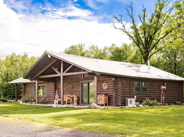 1044 Healy Rd, Holyoke, MN 55749