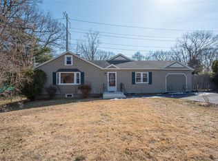 220 King Rd, Rocky Point, NY 11778