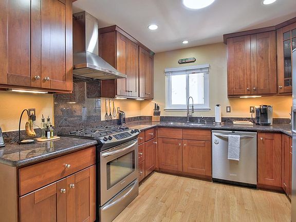 4th image of 5889 Cadiz Dr