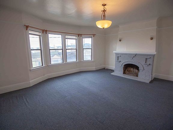 3rd image of 679-681 28th Ave #679
