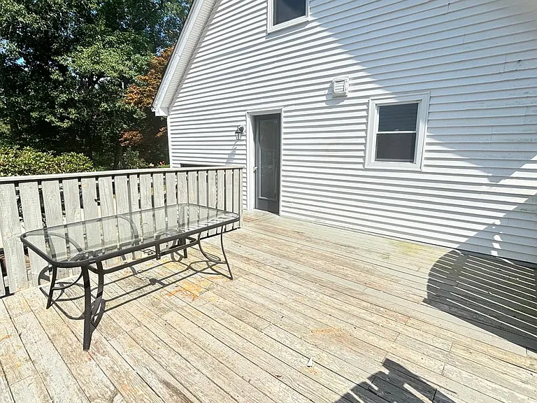 10 Mellen St #10 — Photo 23