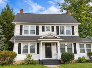 25 Wexford St, Springfield, MA 01118