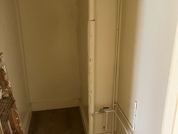 3rd image of 1167 Pine St